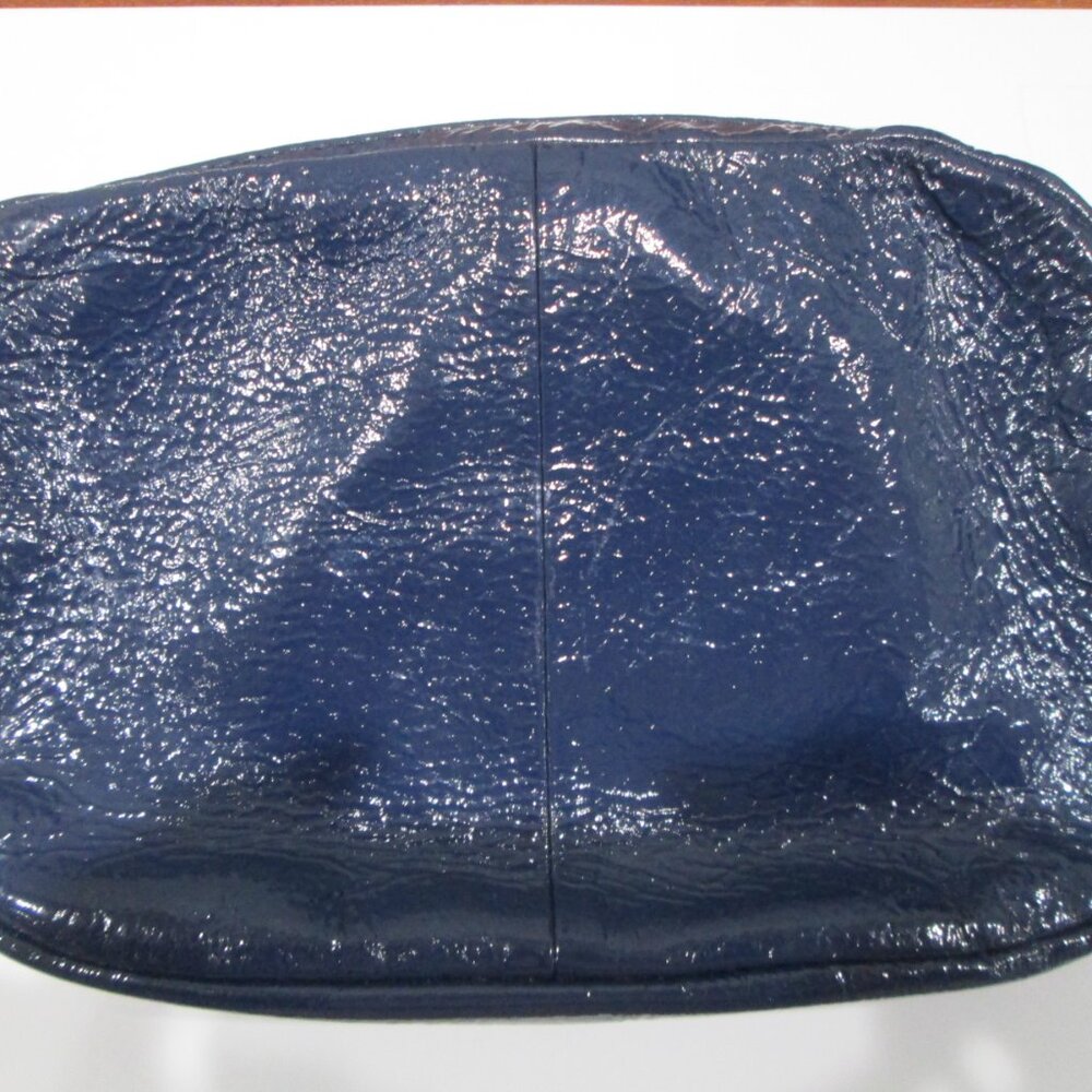 Hobo International Navy Patent Clutch - Picture 6 of 8
